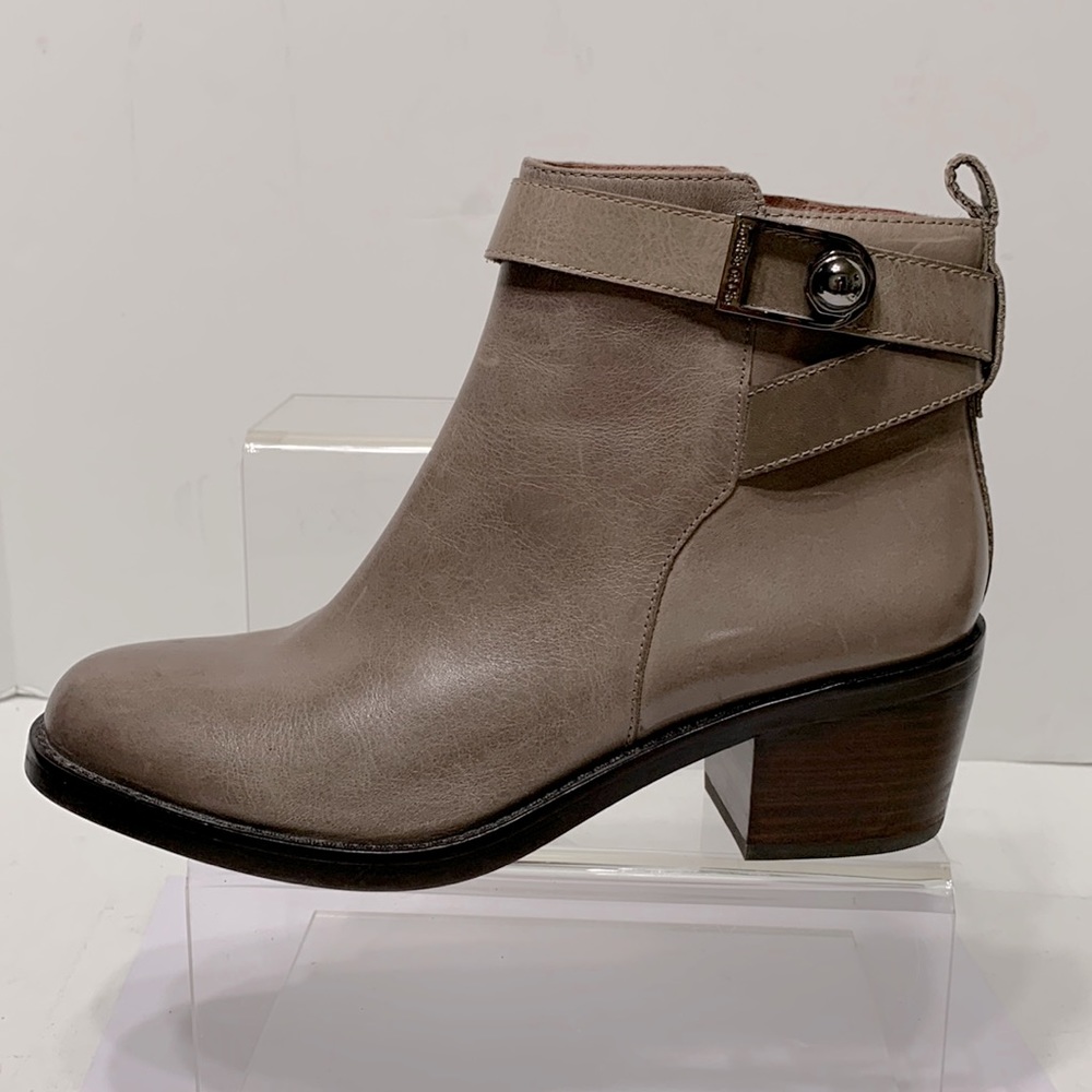 Taupe gray ankle boot Louis et Cie